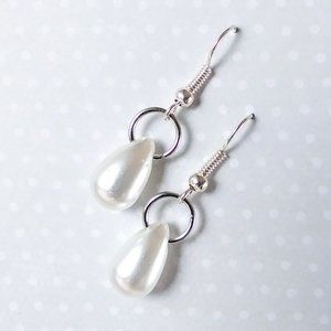 White Pearl Teardrop Earrings